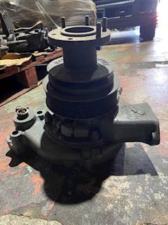 Mack E7 Water Pump