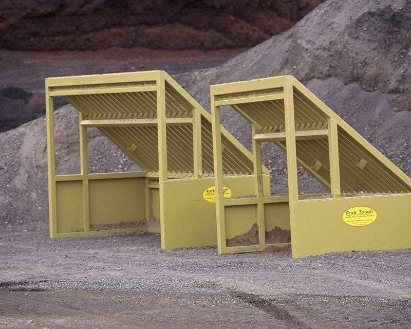 2018 Rock Tough MAB12 Ft. Mid Size Adjustable Bar Grizzly Screen For