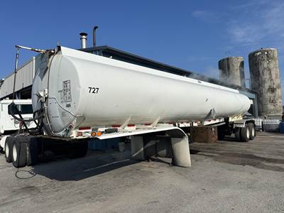 Custom Trailer 1-COMPARTMENT / 9200G / NEW TESTS Fuel Tanker Trailer