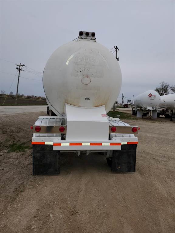 1972 Lubbock MC331 / 265PSI / 10,600 GALLONS Industrial Gas Tank