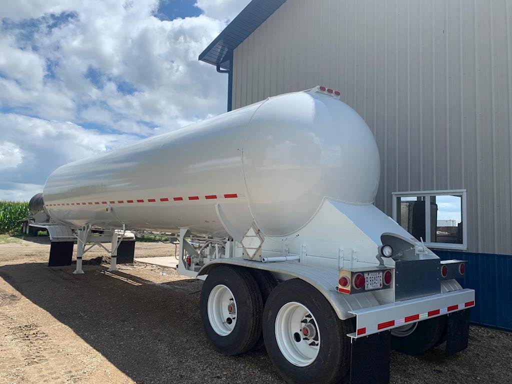 1970 Lubbock MC331, AIR RIDE SUSPENSION, READY TO GO TO WORK Industrial