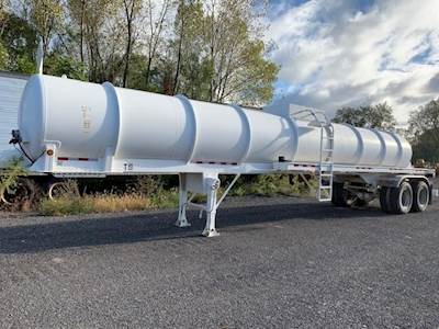 Jack County Tank NON-CODE / 5200G / REAR UNLOAD Oil Field Trailer