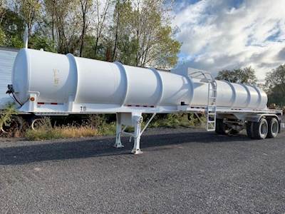 Jack County Tank NON-CODE / 5200G / REAR UNLOAD Oil Field Trailer