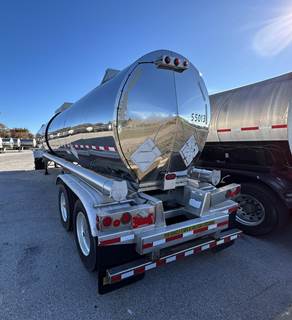 2007 Polar DOT 407 | 7000 GAL | CENTER| AIR RIDE| FRESH TESTS Chemical ...