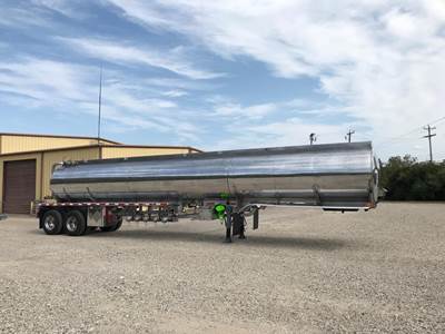 Heil MC 306 | 9300 GAL| REFURBISHED Fuel Tanker Trailer