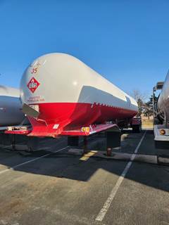 Trinity Industries Tandem Axle Mild Steel Industrial Gas Tank Trailer - Air Ride, Fixed Axle