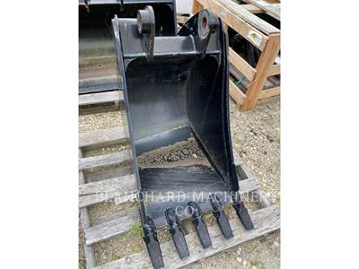 Caterpillar 415 BKHC24 Bucket
