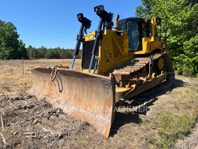 Caterpillar D8T Dozer