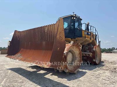 Caterpillar 826K Landfill Compactor