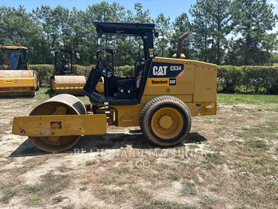 Caterpillar CS34 Vibratory Soil Compactor