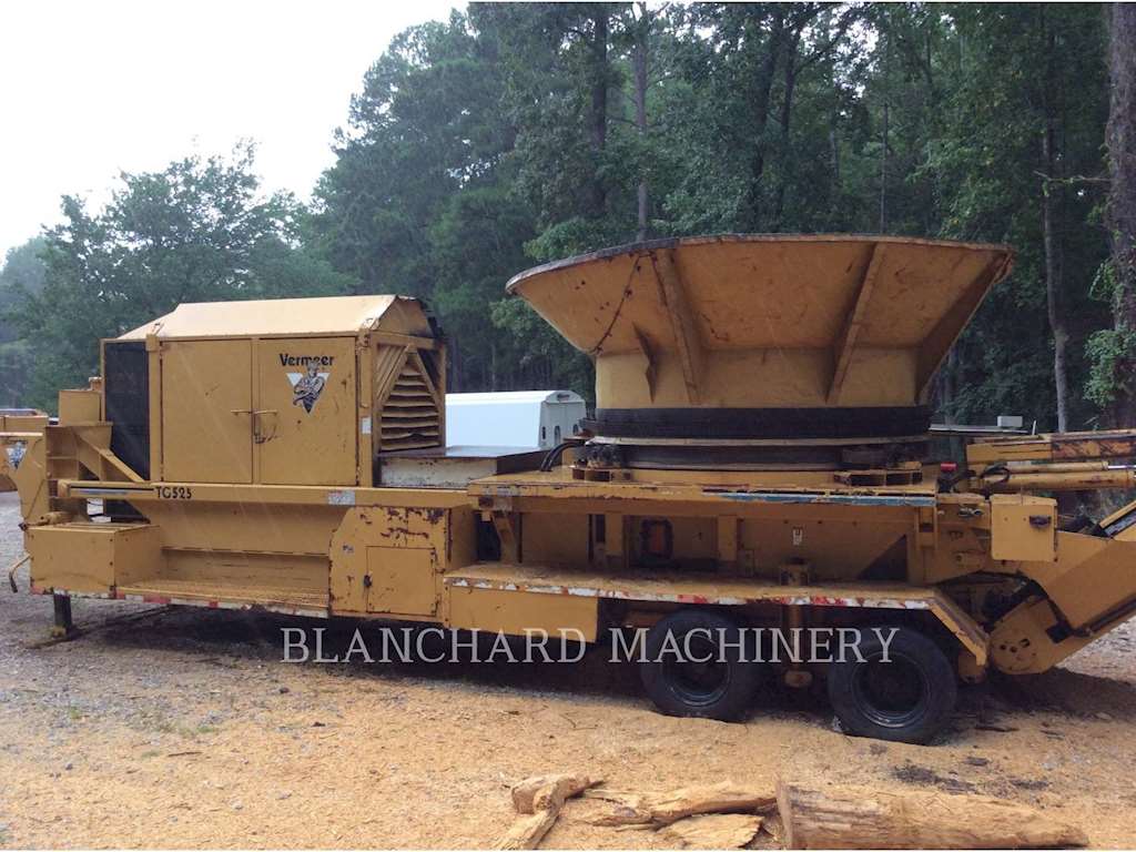 1999 Vermeer TG525 Tub Grinder For Sale, 2,806 Hours Simpsonville, SC