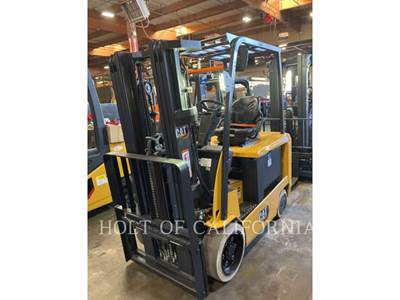 Caterpillar EC30N3 Forklift