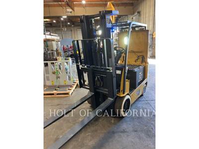 Caterpillar EC30N3 Forklift
