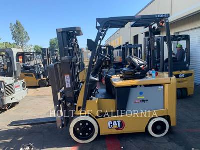 Caterpillar EC30N3 Forklift