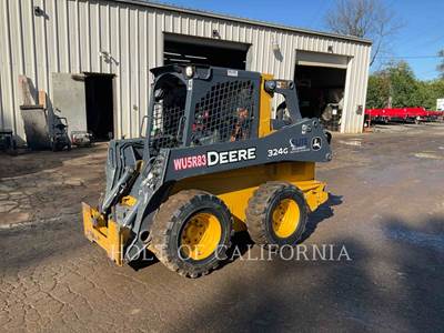 John Deere 324G Skid Steer