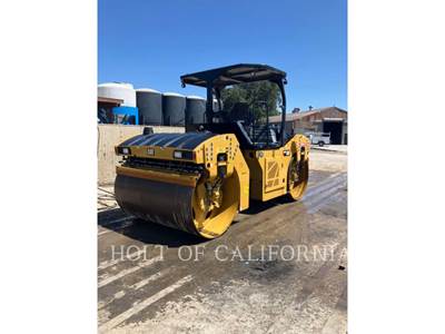 Caterpillar CB13 Tandem Vibratory Roller