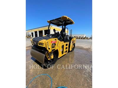 Caterpillar CB7 Smooth Drum Roller Compactor