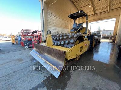 Caterpillar CP56 Smooth Drum Roller Compactor