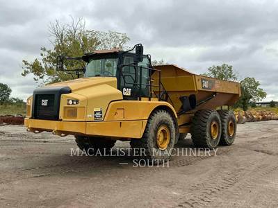 Caterpillar 740GC Articulated Truck