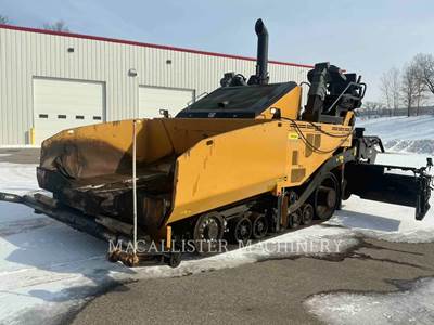 Caterpillar AP-1055F Asphalt Paver