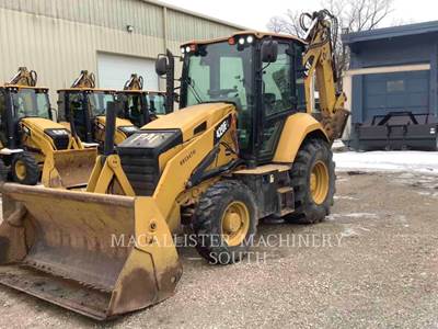Caterpillar 420F2 ST Backhoe