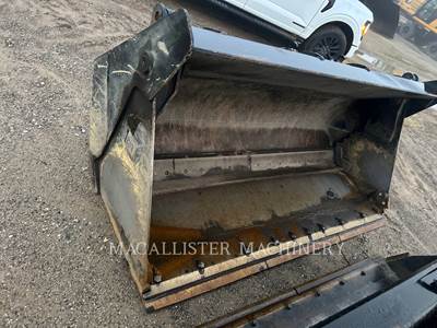 Caterpillar 938FQ 3.5 MPBKT Bucket