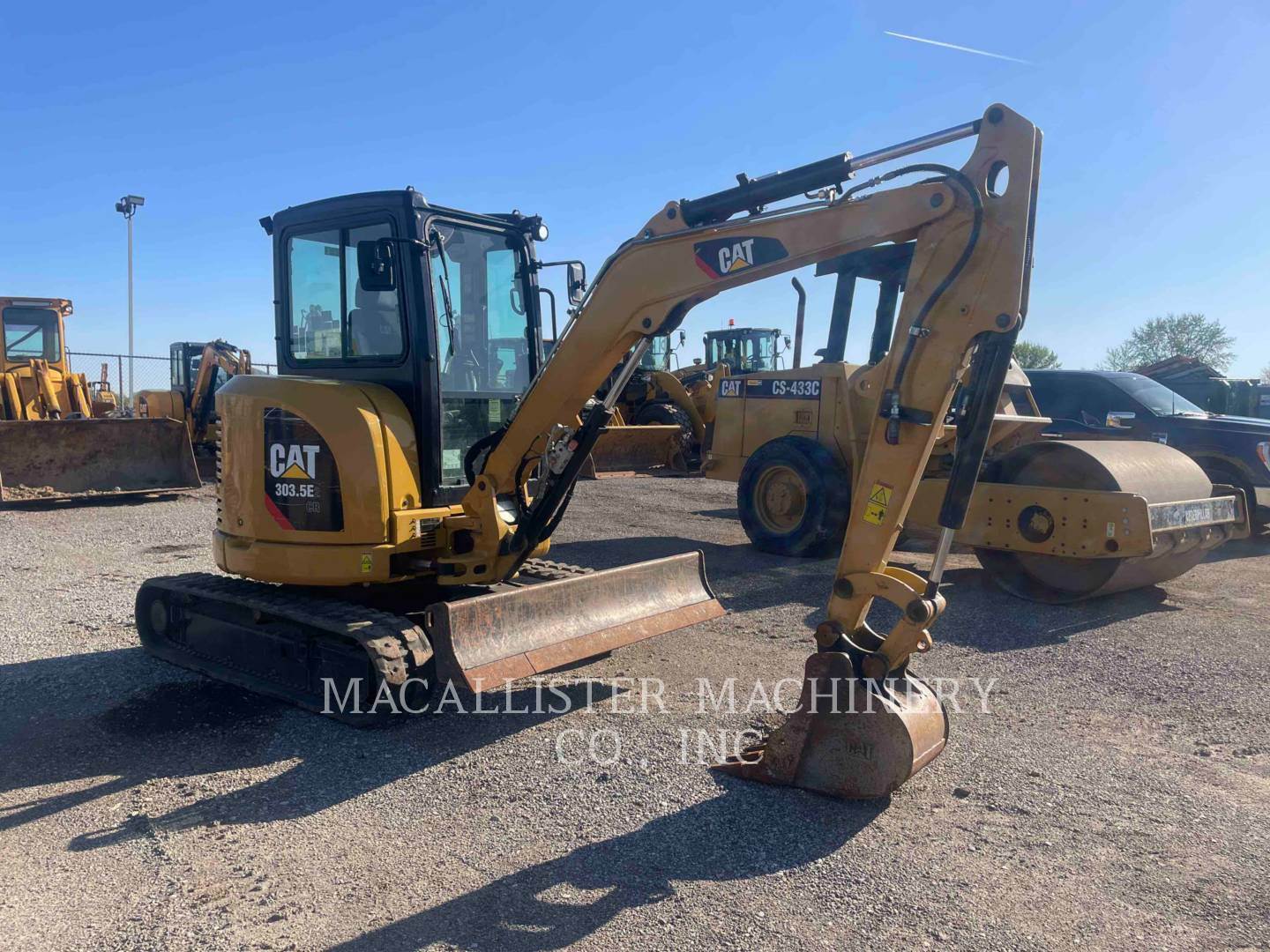 2020 Caterpillar 303.5E2 Mini Hydraulic Excavator For Sale, 1,647 Hours ...