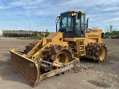 Caterpillar 815F2 Soil Compactor