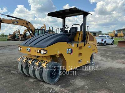 Caterpillar CW16 Pneumatic Tired Roller