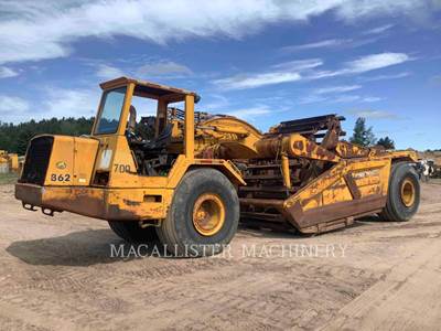 John Deere 862 Scraper