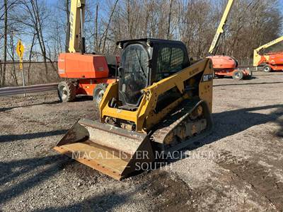 Caterpillar 239D Compact Track Loader
