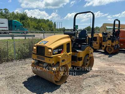 Caterpillar CB24B Tandem Vibratory Roller Compactor