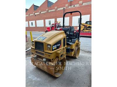 Caterpillar CB24B Tandem Vibratory Roller Compactor