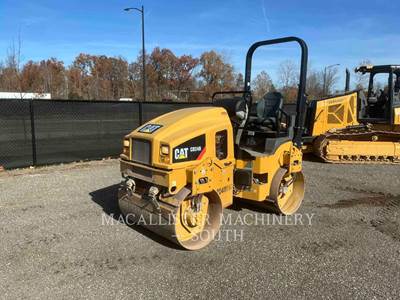 Caterpillar CB24B Tandem Vibratory Roller Compactor