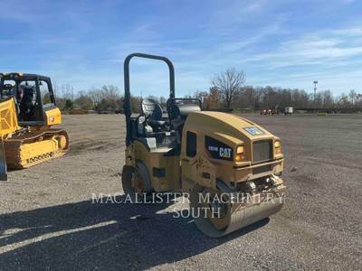 2019 Caterpillar CB24B Tandem Vibratory Roller Compactor For Sale ...