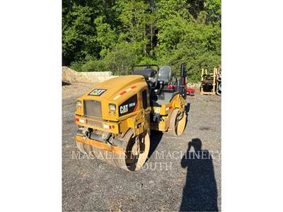 Caterpillar CB24B Tandem Vibratory Roller Compactor