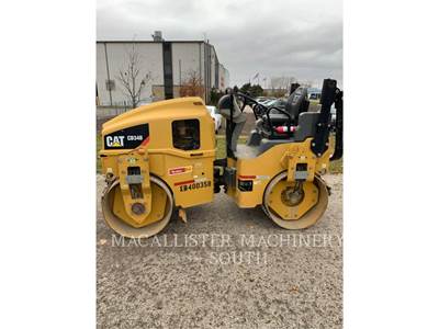 Caterpillar CB34B Smooth Drum Roller Compactor
