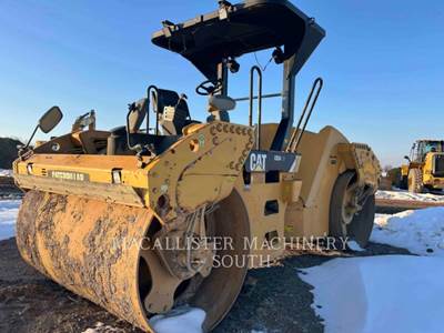Caterpillar CB54 Tandem Vibratory Roller