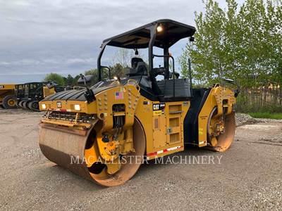 Caterpillar CB64B Smooth Drum Roller Compactor