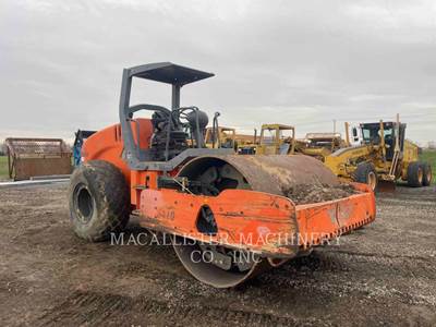 Hamm 3410 Smooth Drum Roller Compactor