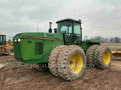 John Deere 8770 Tractor
