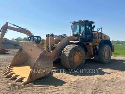 Caterpillar 982M Wheel Loader