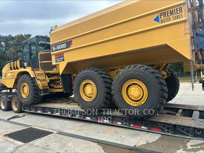 Caterpillar 725 Articulated Truck
