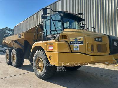 Caterpillar 725 Articulated Truck