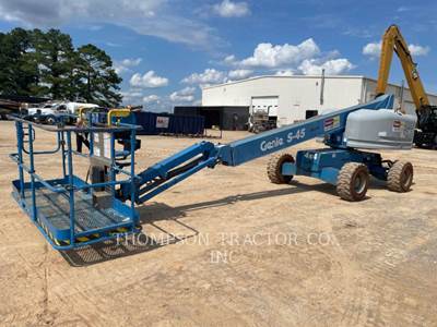 Genie S-45 Boom Lift
