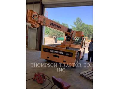 Broderson IC80 Crane
