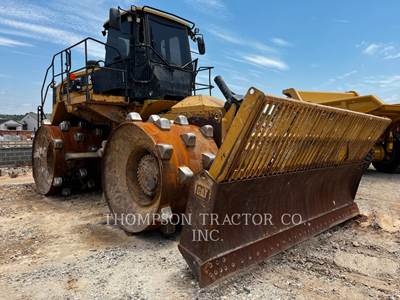 Caterpillar 826K Landfill Compactor