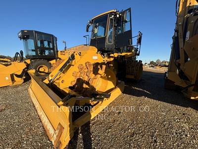 Caterpillar 815 Soil Compactor