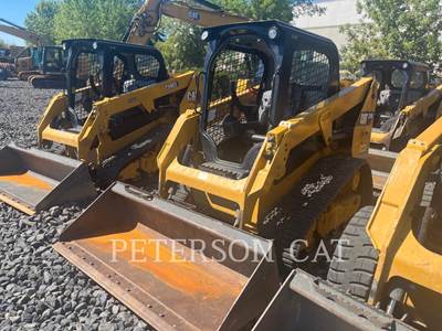 Caterpillar 239D Compact Track Loader
