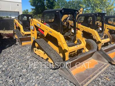 Caterpillar 239D3 Compact Track Loader